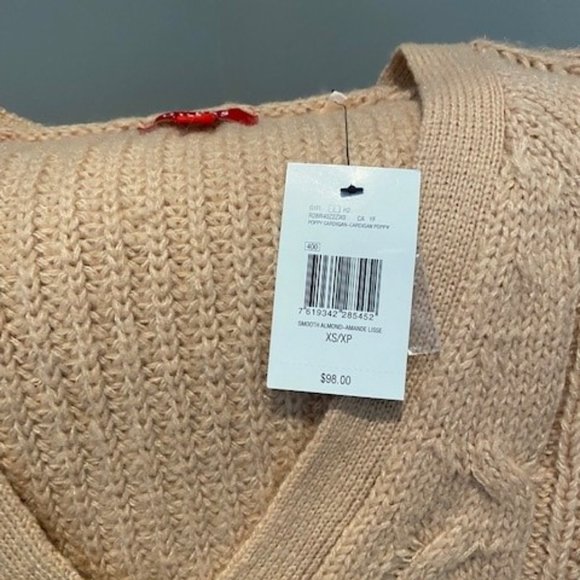 NEW Guess Sweater - Picture 4 of 6